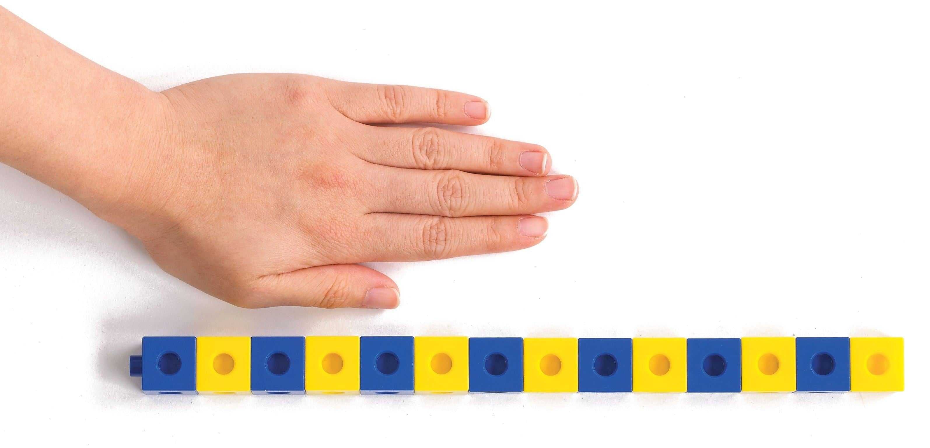 Linking cubes