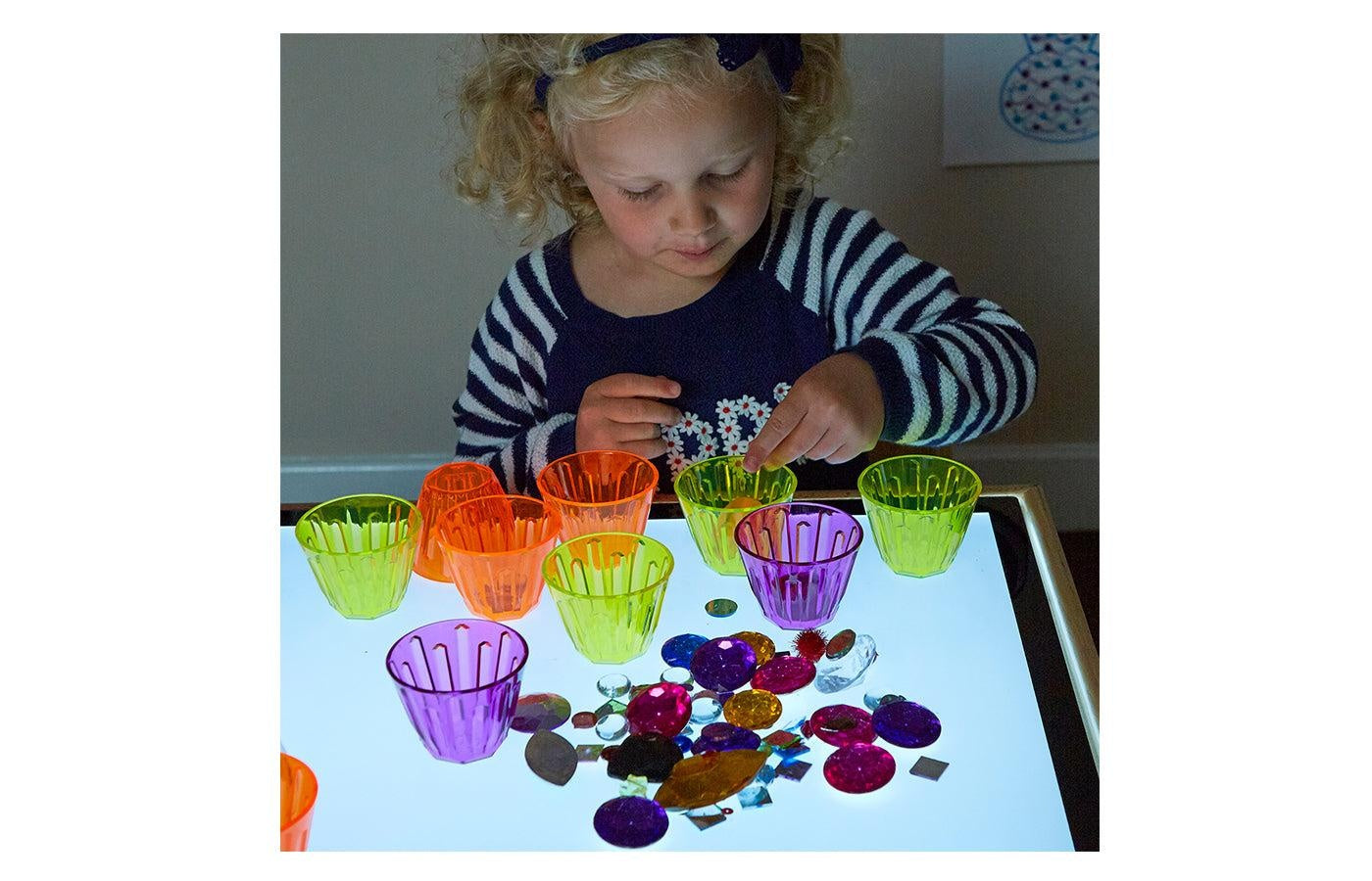 Transparante activiteit bekers